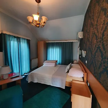 Zoka Motel Dvorovi