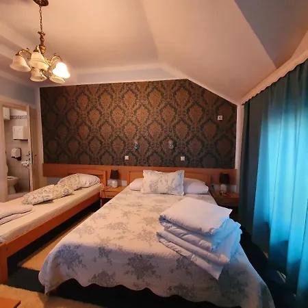 موتيل Zoka Dvorovi